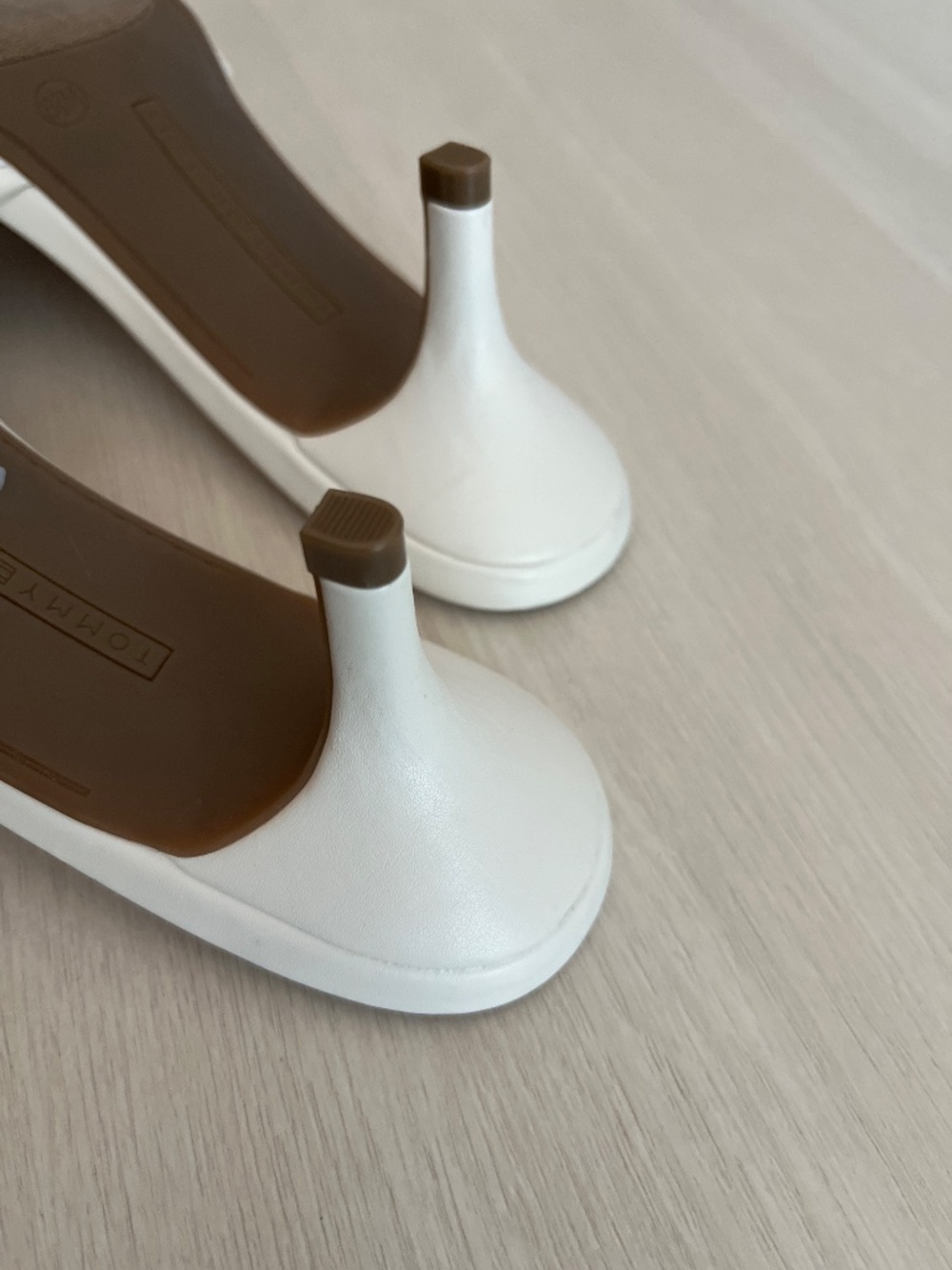New Tommy Hilfiger Camhila Sandal - Picture 6 of 9